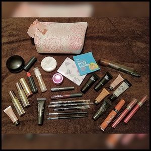 ULTA / Victoria’s Secret / Revlon makeup bundle